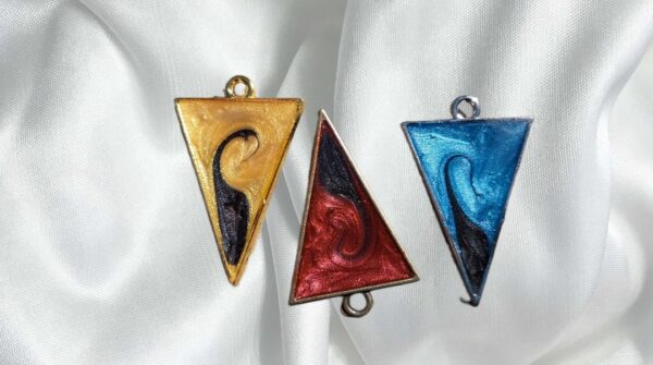 COLLIER TRIANGLE